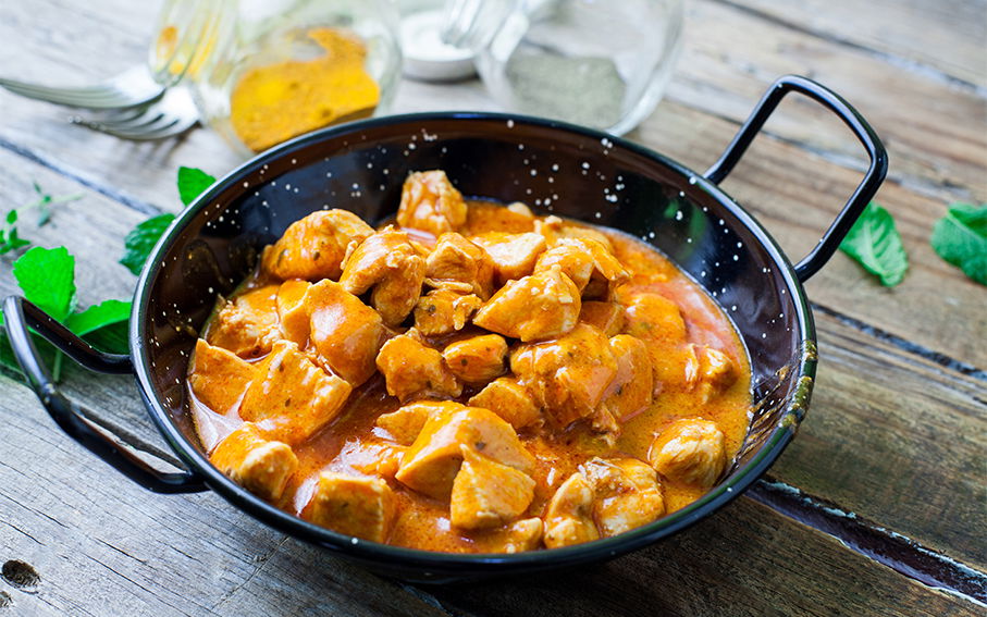 Feines Indisches Hähnchen Curry mit Banane | Ankerkraut Feines Indisches Hähnchen Curry mit Banane | Ankerkraut