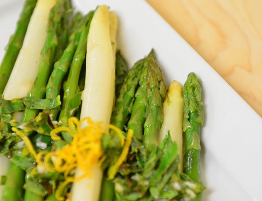 Image of Green and White Asparagus with Basil Aioli