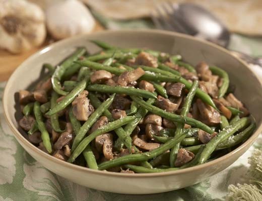 Image of Green Bean, Mushroom and Roasted Garlic Sauté