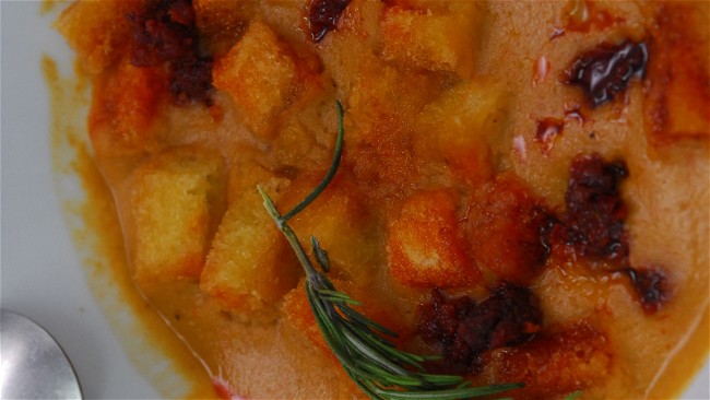 Image of Crema de lentejas con chorizo español