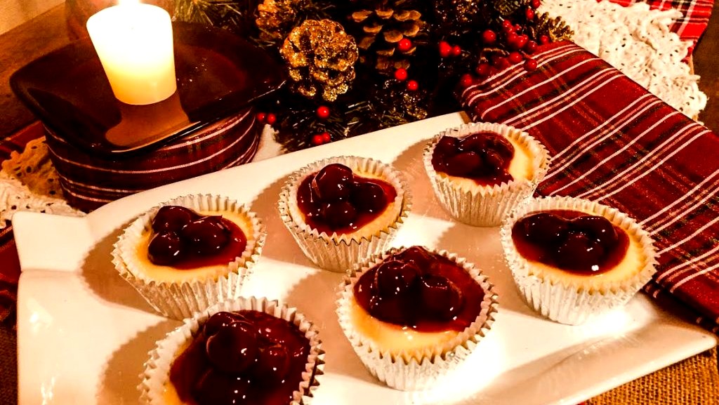Image of Cherry Cheese Cupcakes