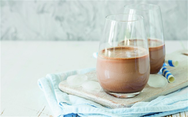 Image of ALMOND BUTTER SMOOTHIE