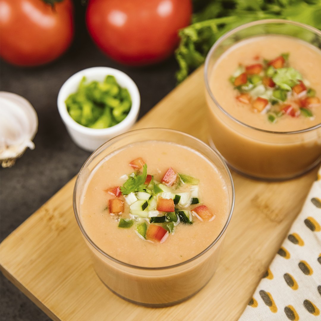 Gazpacho keto en 2 minutos