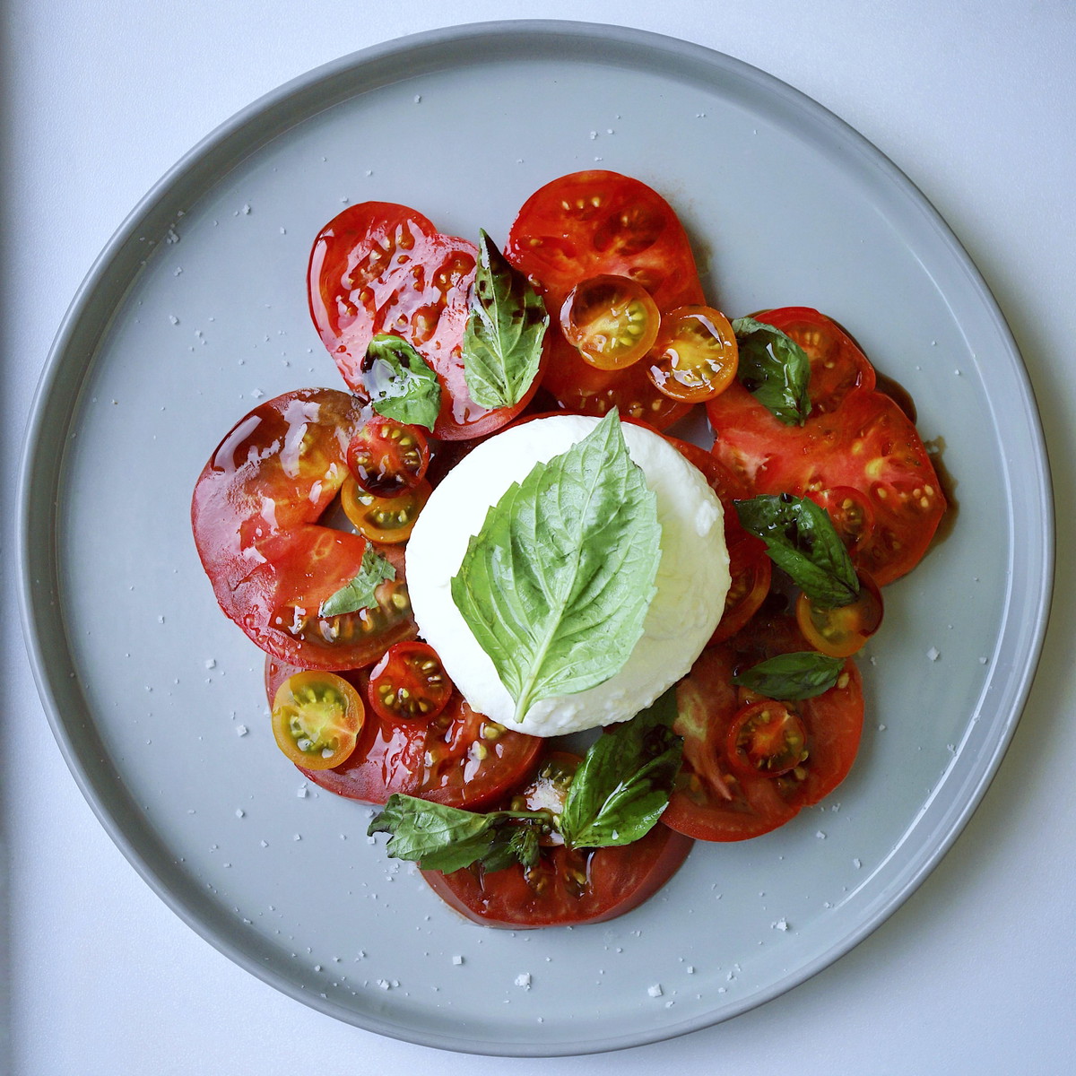 Pierre Burrata Caprese
