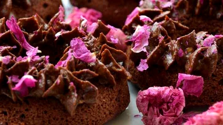 Image of Vegan Oil-Free Chocolate Donuts with Chocolate Frosting