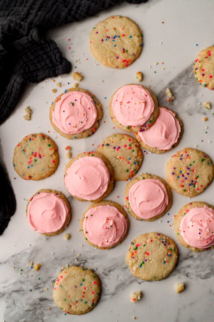 Image of Optional: Decorate your cookies with your favourite buttercream frosting.