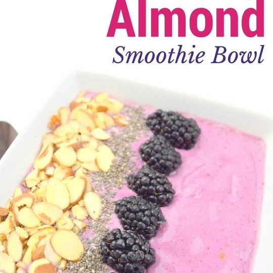 Blackberry Almond Smoothie Bowl – Blenditup Foods