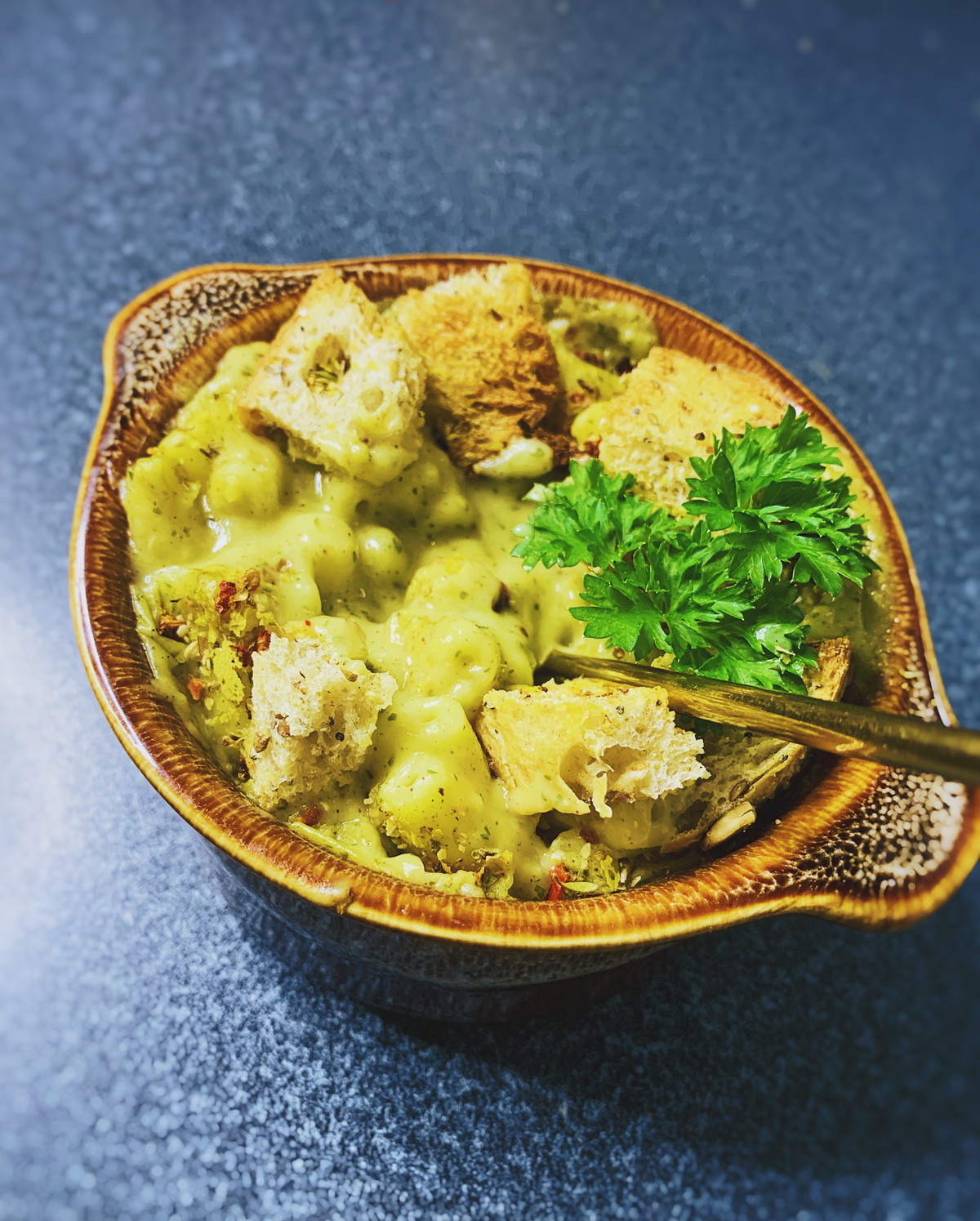 Vegan Mac and Blue Cheese