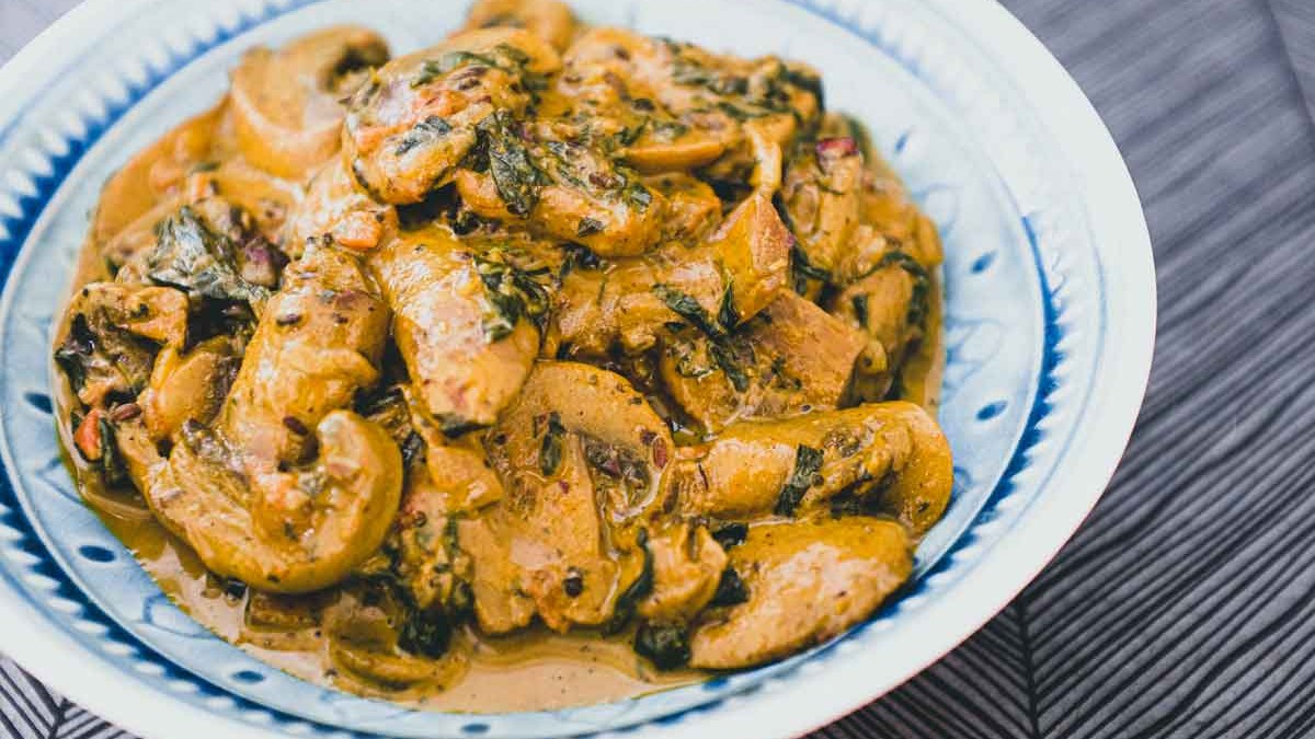 Image of Methi Mushroom Curry Recipe