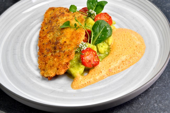 Image of Doradenfilet unter der Oliven Kruste | Kartoffel-Pesto-Salat