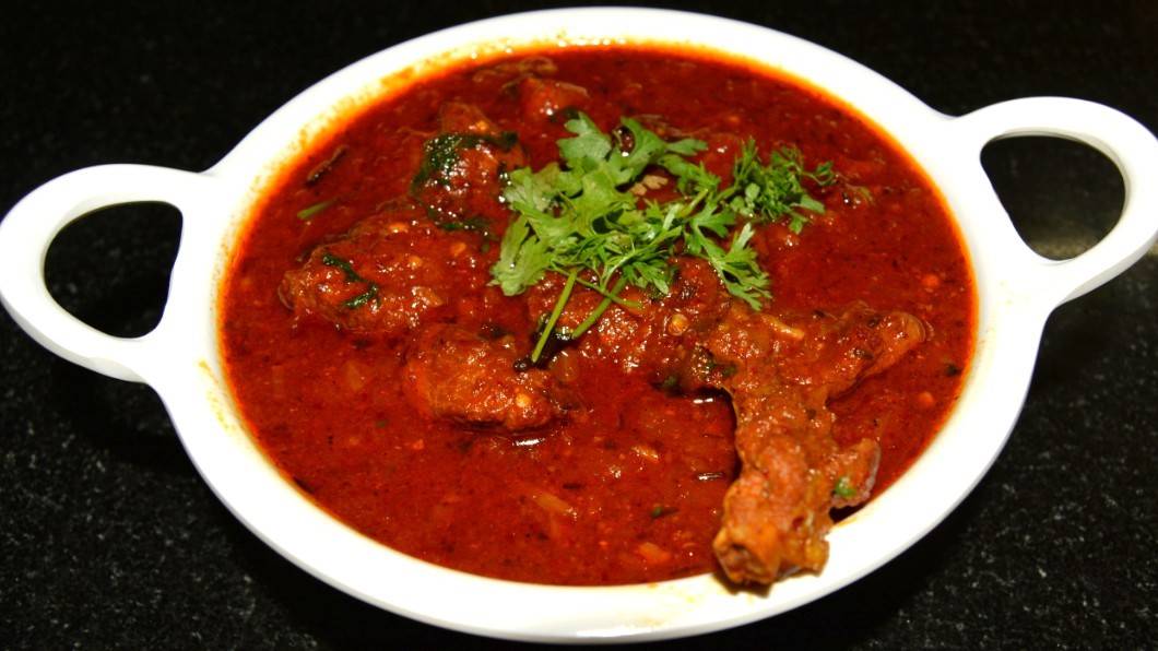 Image of Spicy Laal Maas Gravy Curry Recipe
