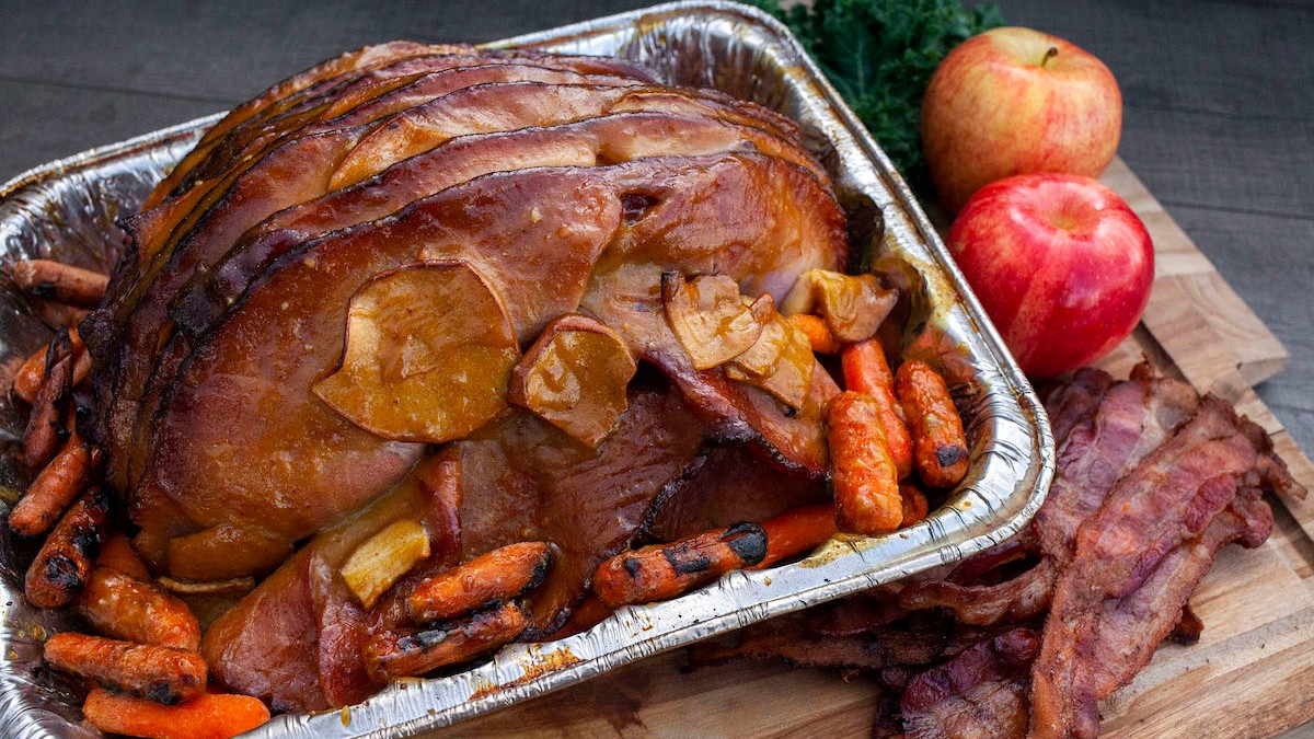 Image of Apple Bacon Smoked Ham with Glazed Carrots