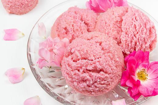 Image of Hydrating Rose Bath Truffles