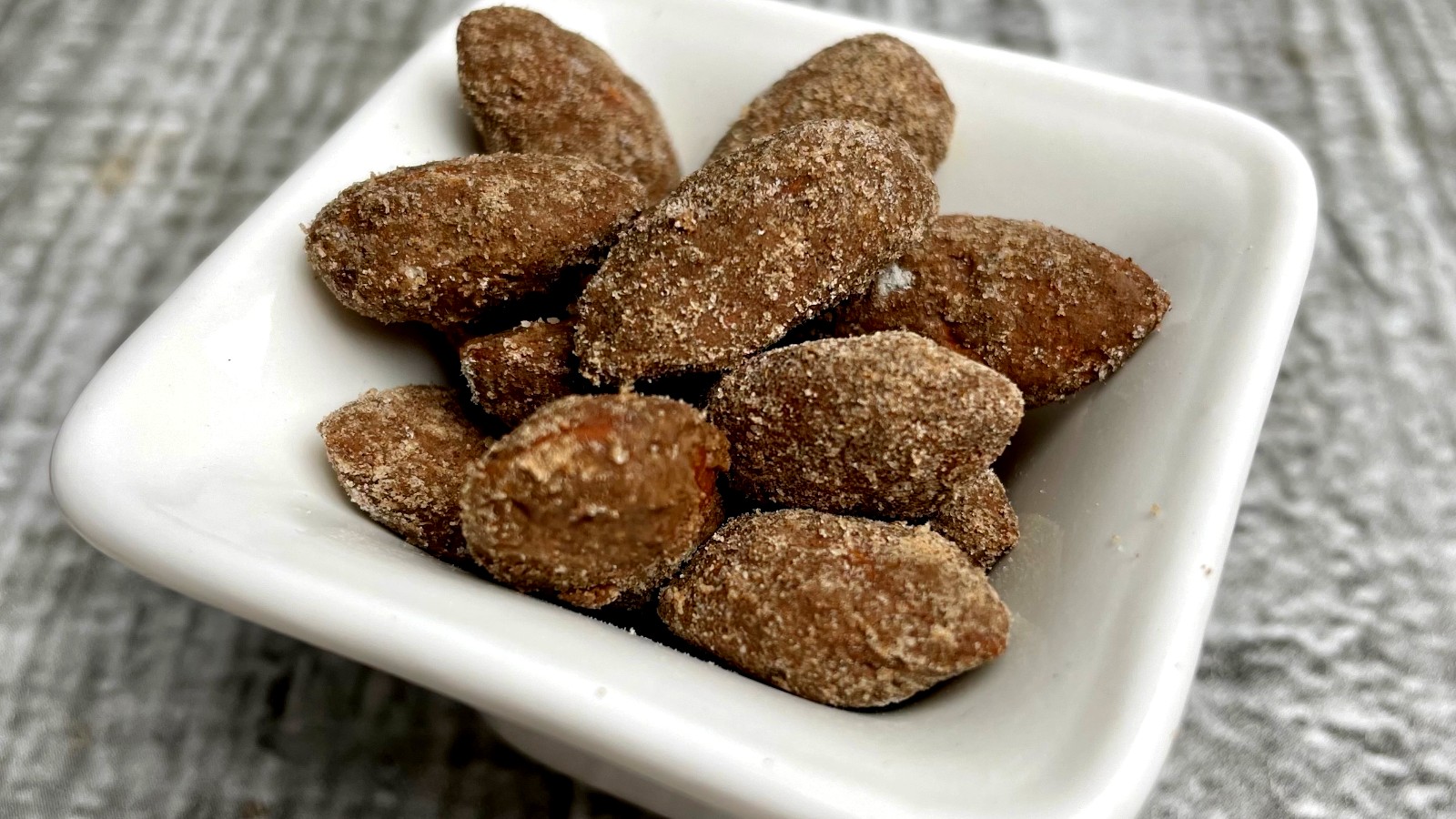 Image of SCHOKO-ZIMT-MANDELN