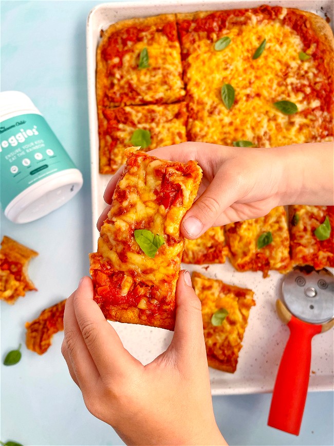 Image of Tuna & Veggie Pizza+