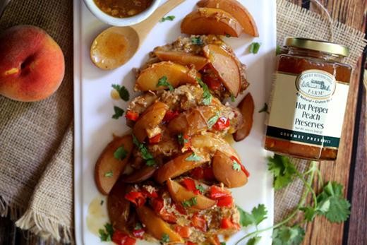 Image of Slow Cooker Peach and Pepper Pork Chops