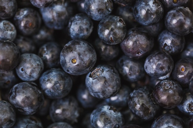 Image of Brightening Blueberry Face Mask