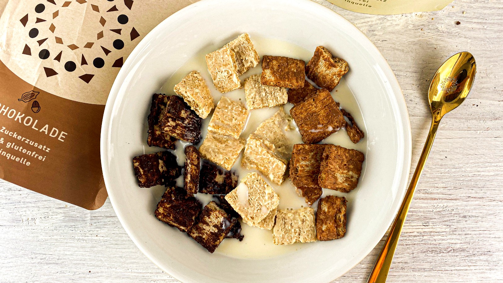 Image of SCHOKO MINIS IM MAKAECAKE-STYLE