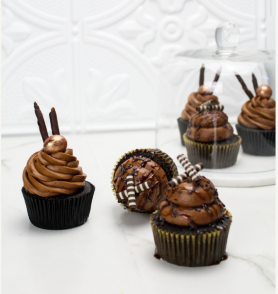 Image of Moist Chocolate Cupcakes and Chocolate Espresso Tumaco 65% Frosting