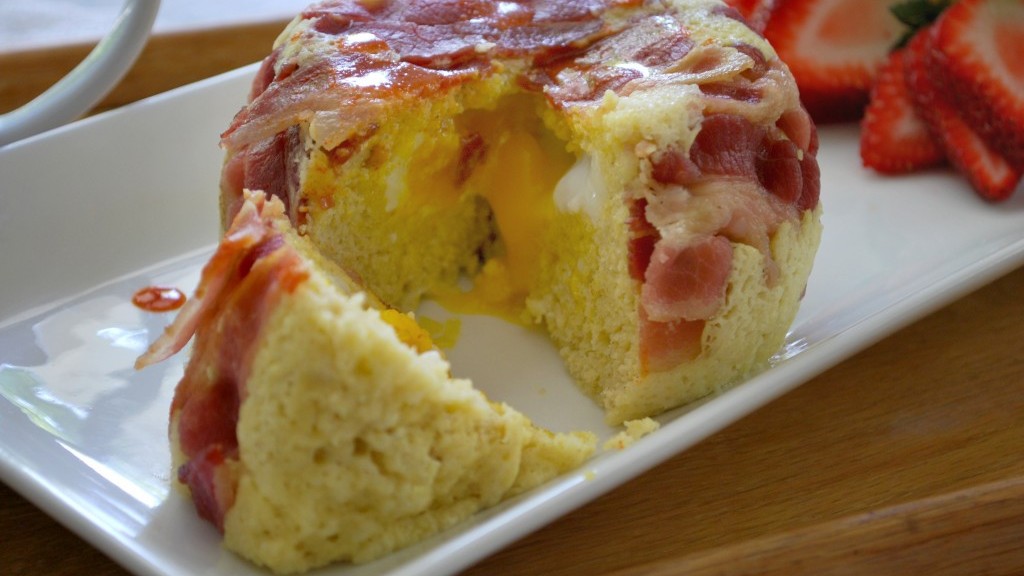 Image of Bread in a Cup Bacon and Eggs