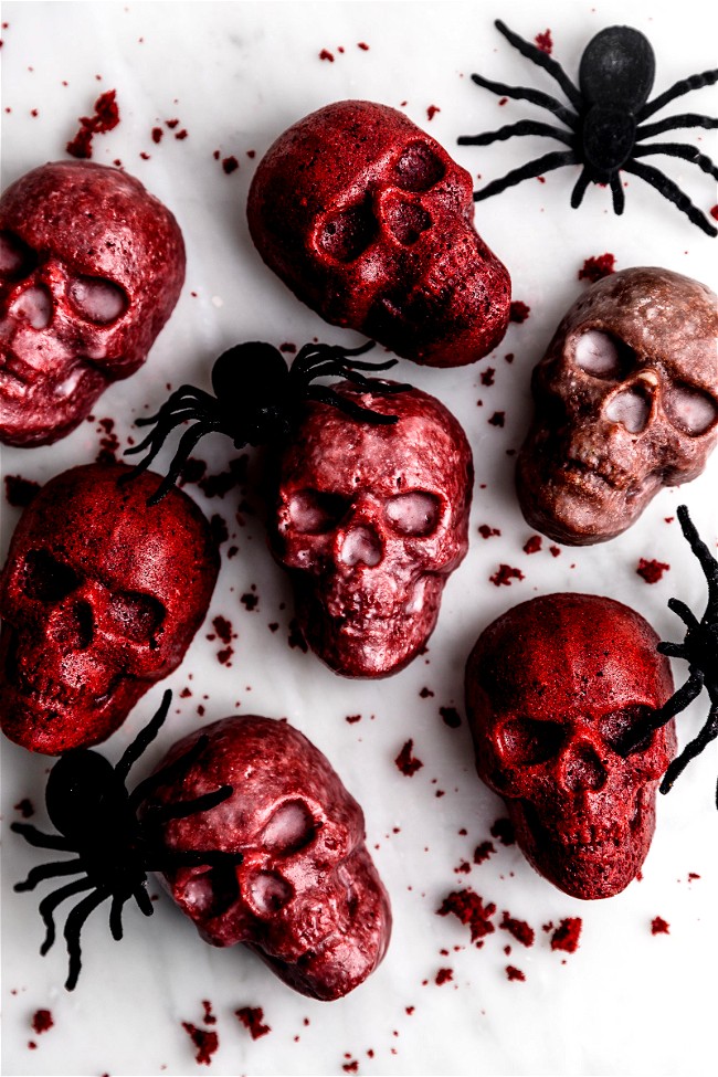 Image of Calaveras de Red Velvet