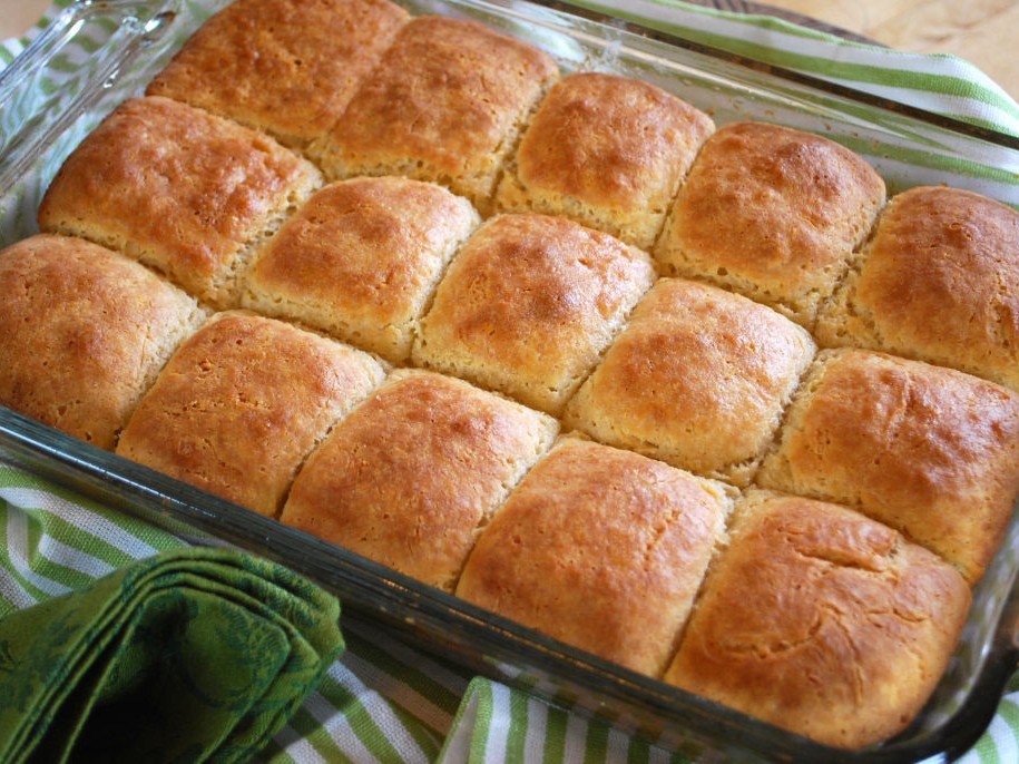 Soft and Buttery Dinner Rolls Recipe - Los Angeles Times