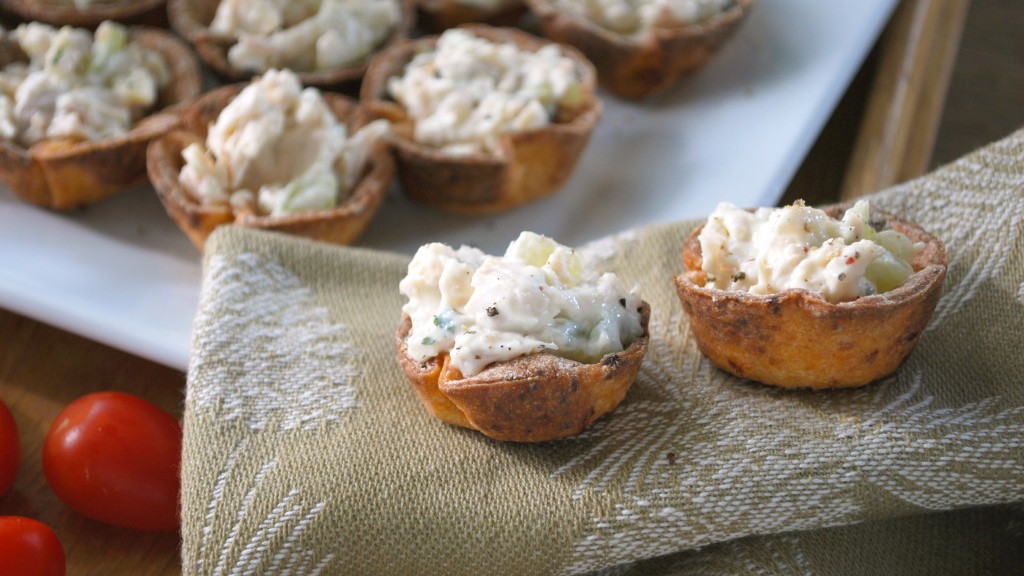 Image of Cheese Puff-Pastry Hors D'oeuvre Cups