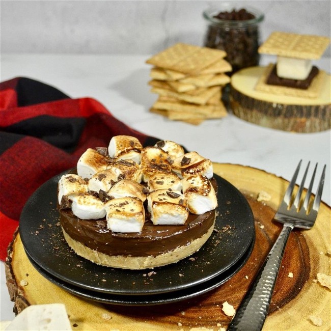 Image of Healthy S’mores Pudding Pie 