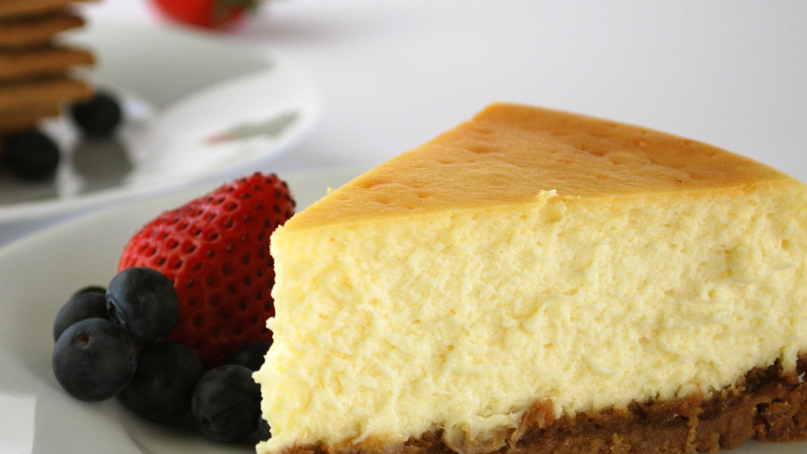 Image of Cheesecake With Graham Cracker Crust
