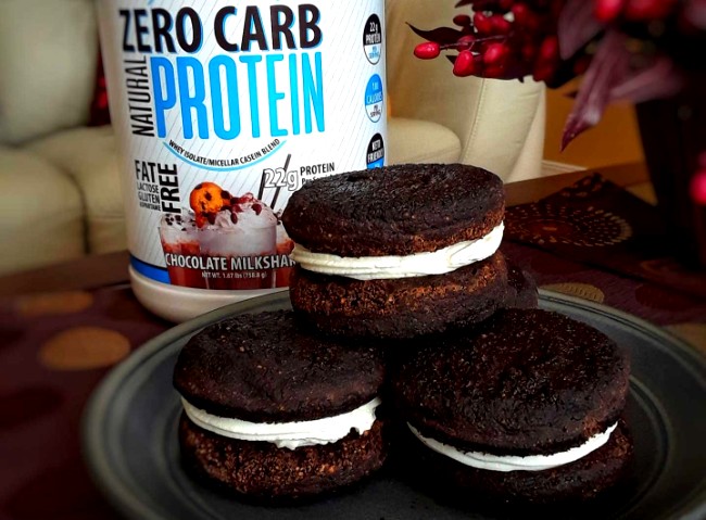 Image of Low Carb Oreo Inspired Whoopie Pies 