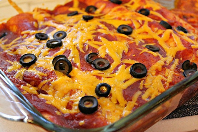 Image of Cheese Enchiladas with Red Sauce