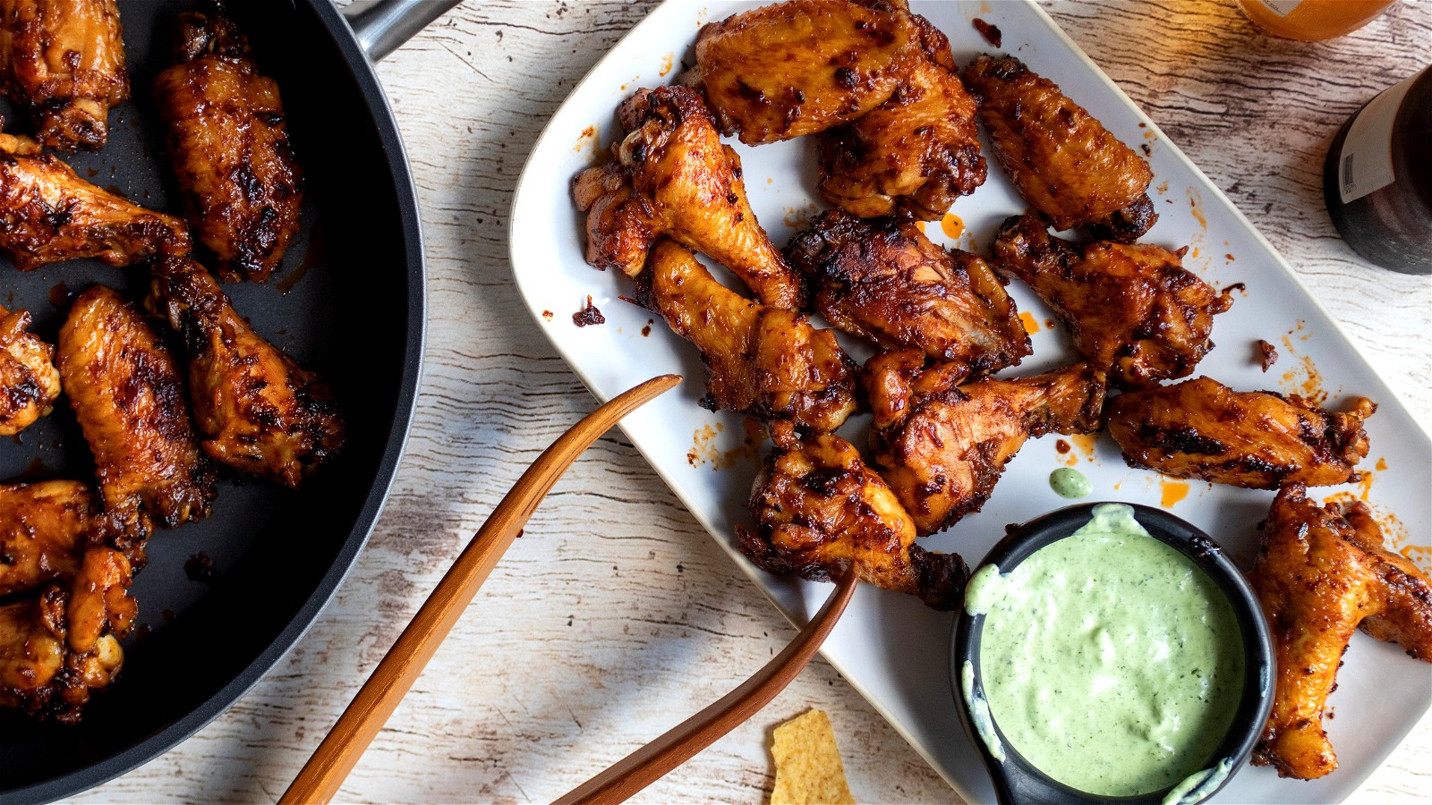 Image of Peruvian Wings with Aji Verde