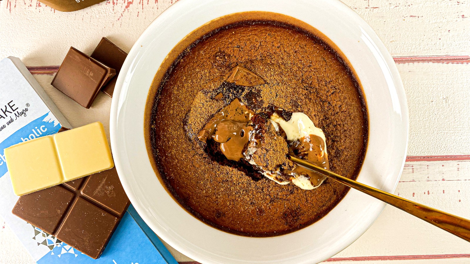 Image of LEBKUCHENBOWL MIT SCHOKOKERN