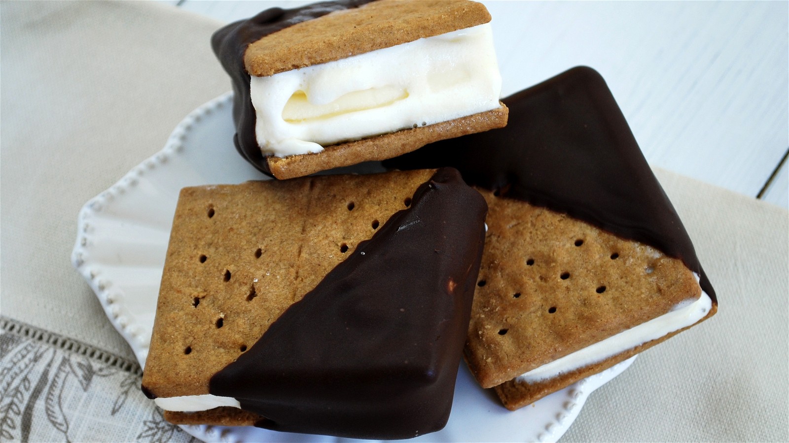Image of Graham Cracker Ice Cream Sandwiches