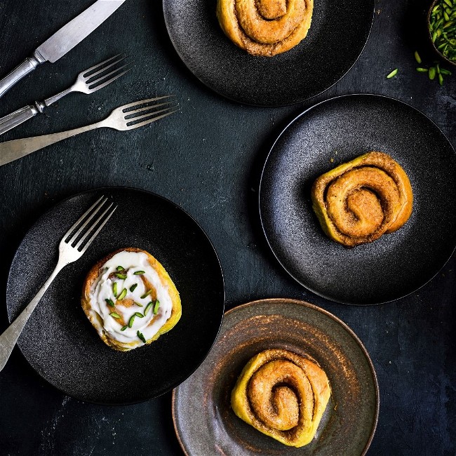 Image of Saffron Pistachio Rolls Recipe