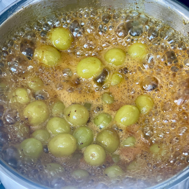 Image of Add the rest of the ingredients and bring back to boil.