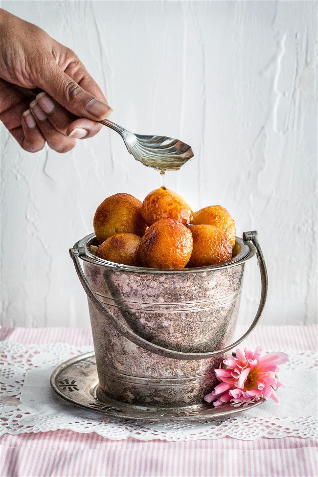 Image of Quick Easy and mouth-watering Gulab Jaman / Indian Donut Balls recipe from Laxmi Ganda, NZ