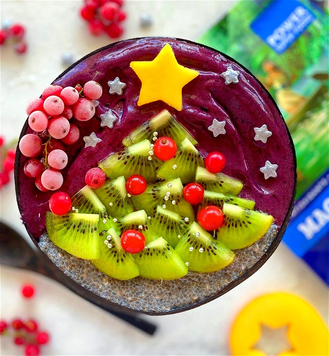 Image ofFestive Breakfast Smoothie Bowl