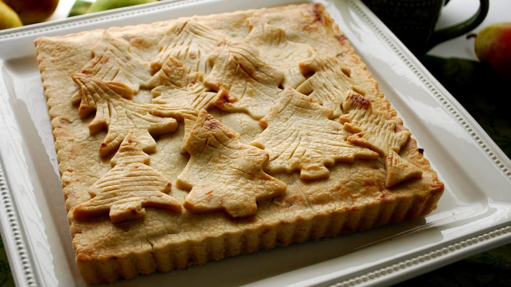 Image of Pear Apricot Slab Pie with Crystallized Ginger Crust