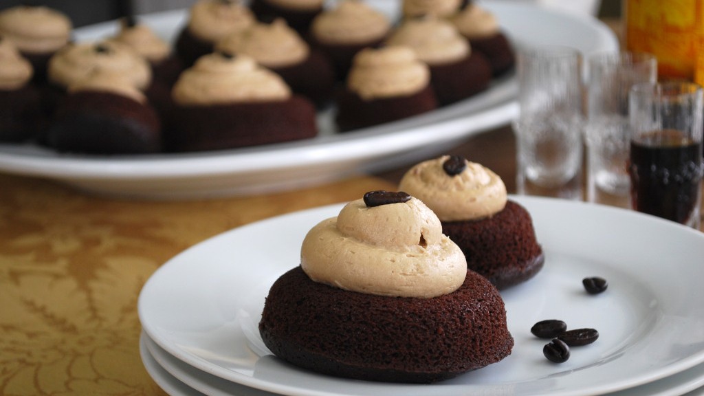 Image of Mocha Cake Cups with Coffee Frosting