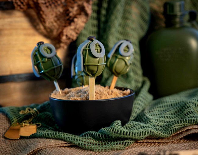 Image of Battlefield 2042: Grenade Cake Pops