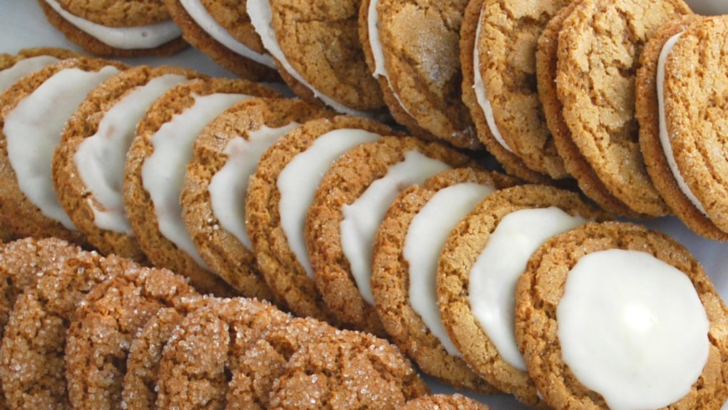 Image of Soft Gingersnap Cookies with Browned Butter Drizzle or Marshmallow Cream Filling