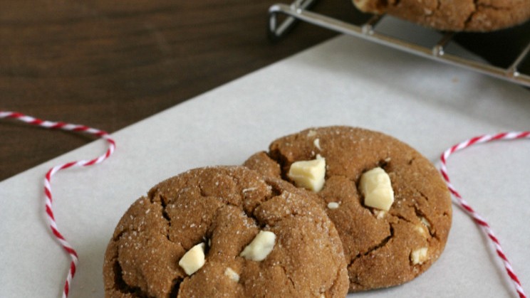 Image of White Chocolate Gingerbread Cookies