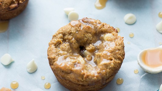 Image of White Chocolate Pumpkin Cookie Cups