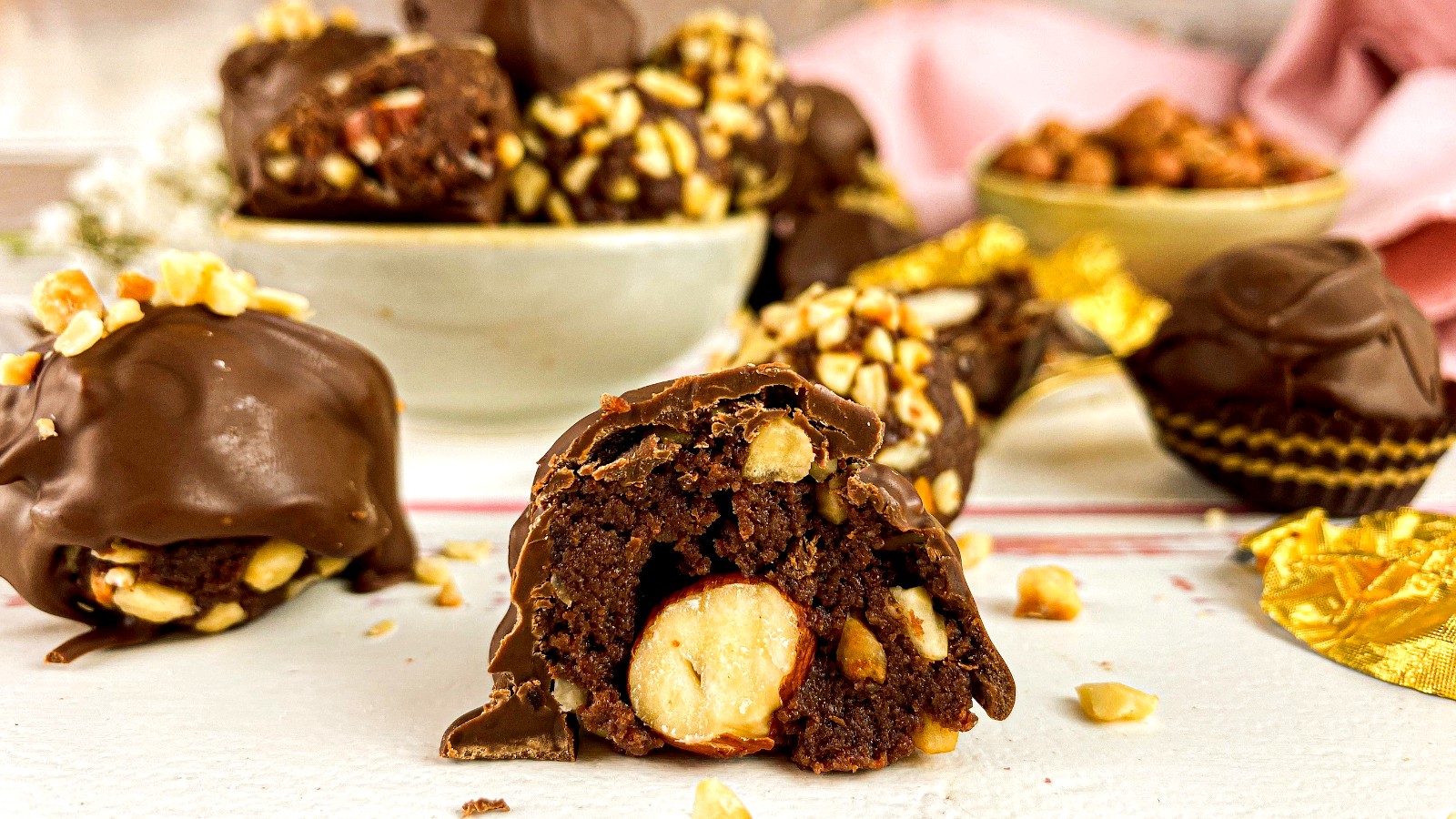 Image of ROCHER KUGELN IM MAKECAKE-STYLE