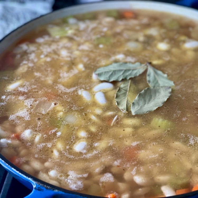 Image of Cover the beans and vegetables with 1 qt of stock...