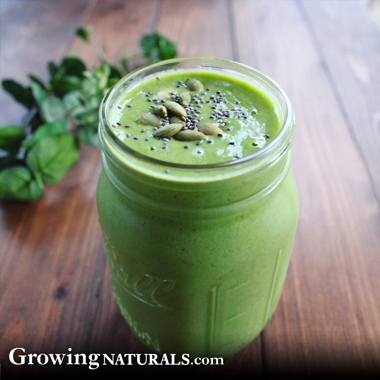 Pear Pineapple Green Smoothie