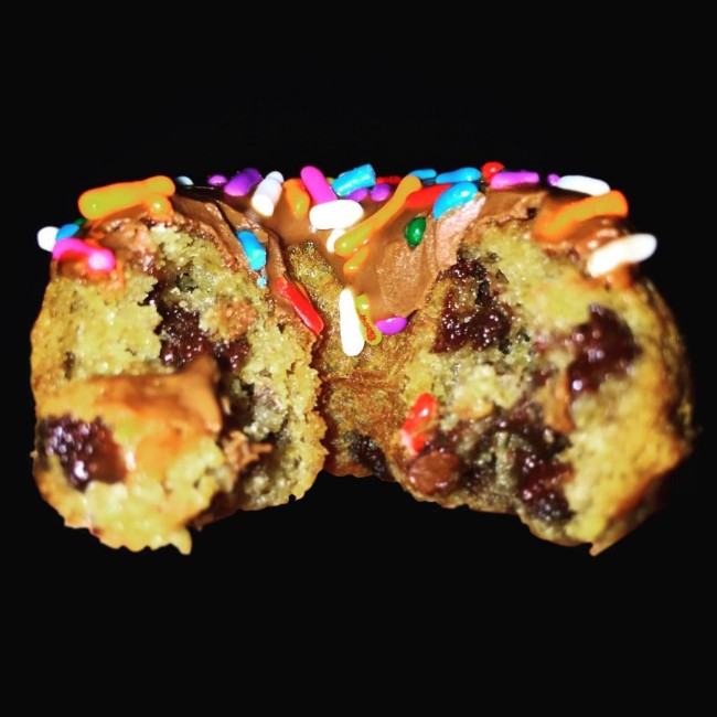 Image of Healthy Chocolate Chip Pronuts (Protein Donuts)