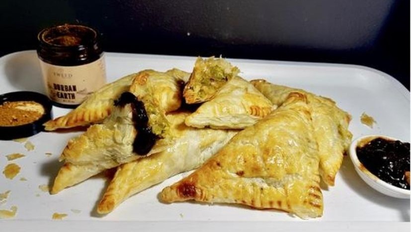 Image of Durban Earth Curry Triangle Puffs