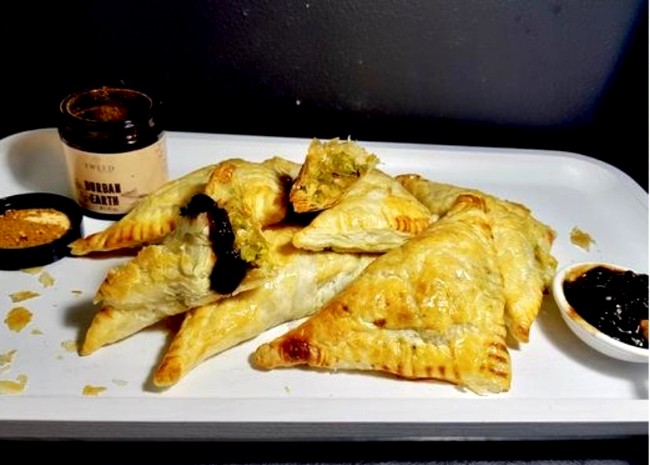 Image of Durban Earth Curry Triangle Puffs